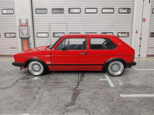 Verlaagde volkswagen golf mk1 pirelli gti, Hobby en Vrije tijd, Modelauto's | 1:18, Zo goed als nieuw, Ophalen of Verzenden