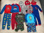 PAKKET WARME Onesies & pyjama's maat 116 - 122!, Kinderen en Baby's, Verzenden, Zo goed als nieuw, Jongen, Nacht- of Onderkleding