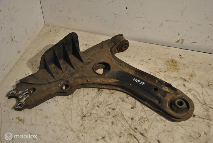 Draagarm linksvoor Volkswagen golf IV Cabrio 1.6 1H0615447, Auto-onderdelen, Ophanging en Onderstel, Volkswagen, Gebruikt, Ophalen of Verzenden