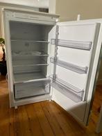 Bosch koelkast KIR31NSE0, Ophalen, Zonder vriesvak, 200 liter of meer, 160 cm of meer