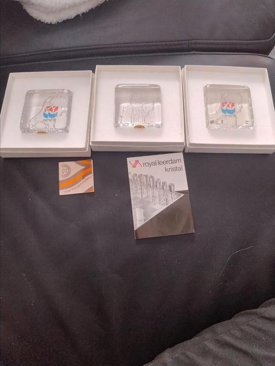 👉 3 presse papier van Royal Leerdam, Antiek en Kunst, Antiek | Glas en Kristal, Ophalen of Verzenden