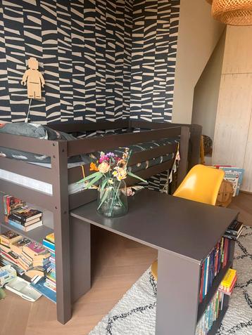 Stapelbed kinderkamer met Emma matras en Studio Ditte bedden beschikbaar voor biedingen