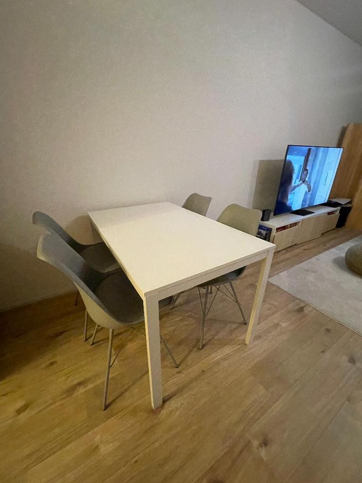 Witte uitschuifbare eettafel / White extendable table (4-6), Huis en Inrichting, Tafels | Eettafels, Zo goed als nieuw, 50 tot 100 cm