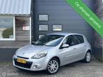 Renault Clio 1.2 TCe Sélection Business Sport| Trekhaak|Cru, Voorwielaandrijving, Gebruikt, 4 cilinders, Origineel Nederlands