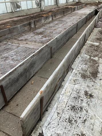 hardhouten planken gebruikt lang 4-6 meter beschikbaar voor biedingen