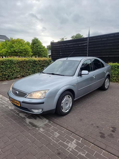 Ford mondeo 2004 Grijs 2.0 benzine, Auto's, Ford, Particulier, Mondeo, Airbags, Airconditioning, Bluetooth, Centrale vergrendeling