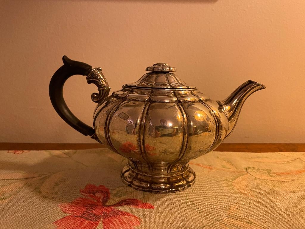 Zilveren theepot en melkkan, Antiek en Kunst, Ophalen of Verzenden, Zilver