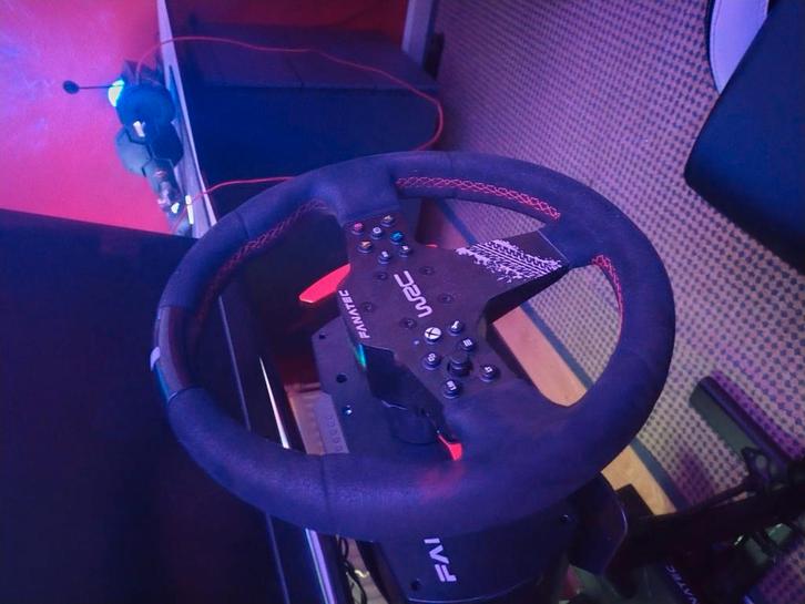 Fanatec csl elite WRC volledige bundel, Spelcomputers en Games, Spelcomputers | Sony PlayStation Consoles | Accessoires, Zo goed als nieuw