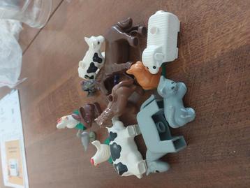 Duplo, 18 dieren en 15 duplo poppetjes  beschikbaar voor biedingen