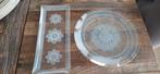 Vintage cakeschaal + ronde schaal van glas €5,00, Ophalen