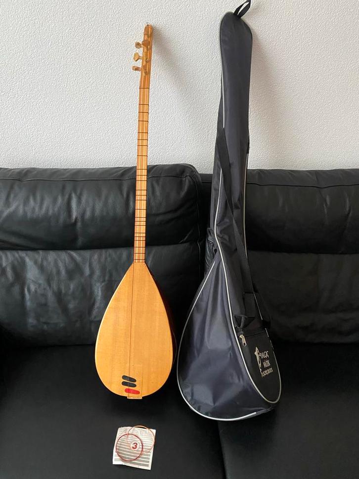 Turkse Saz (Baglama) zonder snaren + tas, Muziek en Instrumenten, Snaarinstrumenten | Overige, Gebruikt, Luit, Saz of Bouzouki