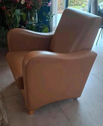 Leren fauteuil - zo goed als nieuw! beschikbaar voor biedingen