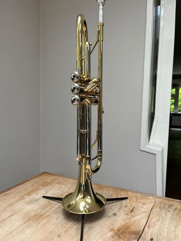 TROMPET Bach tr600 beschikbaar voor biedingen