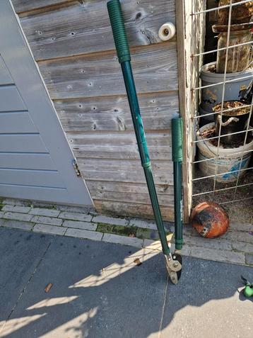 Heggenscharen en Takkenschaar - Gebruikt beschikbaar voor biedingen