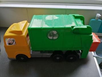 Speelgoed vuilnisauto beschikbaar voor biedingen