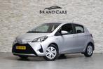Toyota Yaris 1.5 Hybrid Aspiration NWE APK | CAMERA | TREKHA, Auto's, Gebruikt, Euro 6, 4 cilinders, Origineel Nederlands