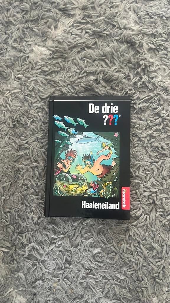 Boris Pfeiffer - Haaieneiland, Fictie algemeen, Ophalen of Verzenden, Zo goed als nieuw, Boris Pfeiffer
