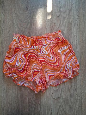 Korte broek .maat xs  beschikbaar voor biedingen