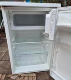 1keer koelkast zanussi/ vriezer zanussi tafelmodel, Ophalen, Gebruikt, Minder dan 85 cm, 200 liter of meer