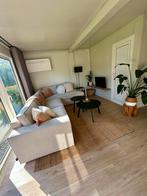 Inboedel | eettafel met 4 stoelen | bureau, Ophalen, Zo goed als nieuw, 75 tot 100 cm, Hoekbank