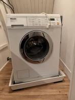 Gratis miele wasmachine met defect, Witgoed en Apparatuur, Wasmachines, Ophalen, Zo goed als nieuw, 1200 tot 1600 toeren, 85 tot 90 cm