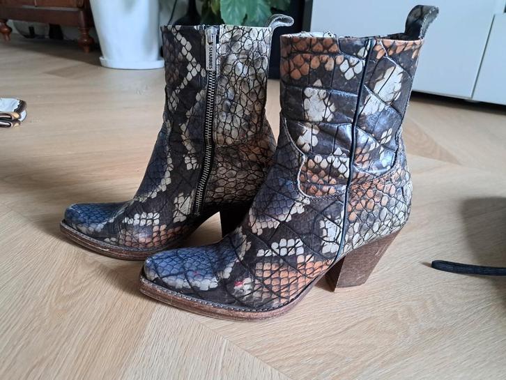 Shabbies slangenprint laarzen maat 38, Kleding | Dames, Schoenen, Gedragen, Lage of Enkellaarzen, Bruin, Ophalen of Verzenden