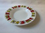 Retro 1 JAJ England diep bord, soepbord  met Radijs,Wortel,, Huis en Inrichting, Keuken | Servies, Ophalen, Gebruikt, Glas, Bord(en)