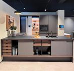 KVIK showroom keuken - Prato dark grey, Huis en Inrichting, Ophalen, Hoekkeuken, Zo goed als nieuw, Kunststof