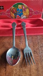 Gero Kinderbestek met eekhoorn afbeelding in Originele Doos, Antiek en Kunst, Antiek | Bestek, Ophalen of Verzenden