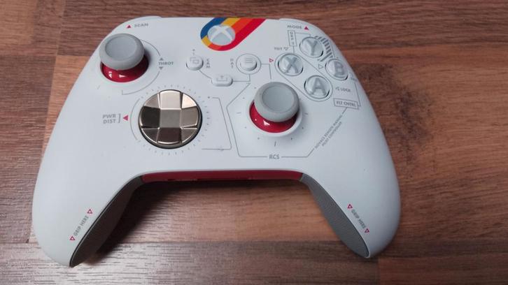 Starfield controler Xbox series x, Spelcomputers en Games, Spelcomputers | Xbox | Accessoires, Zo goed als nieuw, Xbox Series X