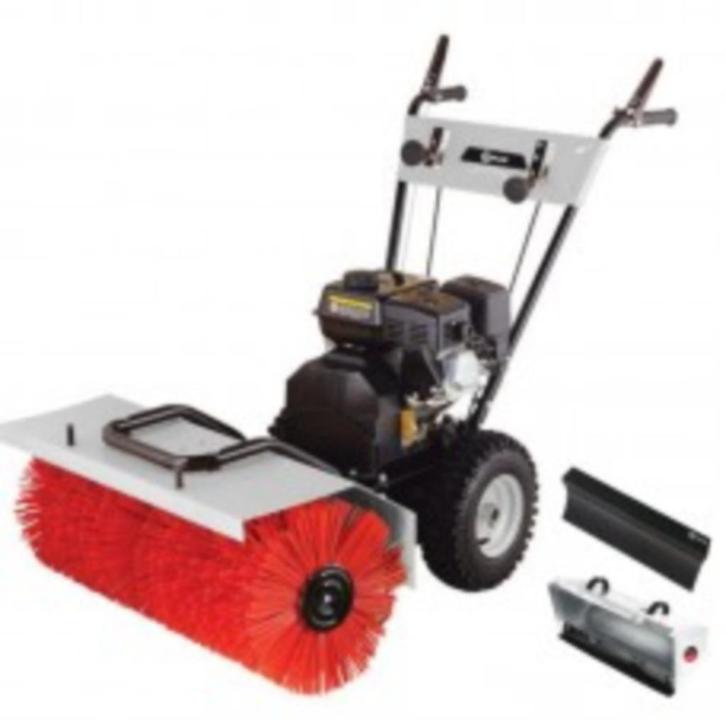 Lumag veegmachine KM800 bedrijfsklaar en gemonteerd!, Tuin en Terras, Overige Tuin en Terras, Nieuw, Ophalen