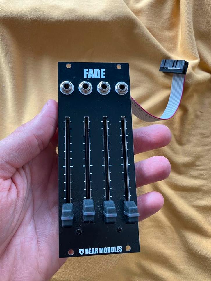 Eurorack diverse (Mutable Instruments, Hexinverter), Muziek en Instrumenten, Synthesizers, Zo goed als nieuw, Overige aantallen