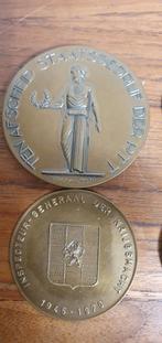 4 penningen en medailles., Postzegels en Munten, Nederland, Overige materialen, Ophalen of Verzenden