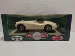 Jaguar XK 120 convertible creme ERTL Britain metal 1:18 KRD, Hobby en Vrije tijd, Modelauto's | 1:18, Ophalen of Verzenden, Zo goed als nieuw