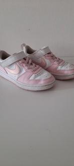 Nike schoenen maat 28, Kinderen en Baby's, Kinderkleding | Schoenen en Sokken, Gebruikt, Meisje, Schoenen, Ophalen of Verzenden