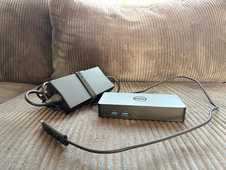 Dell D6000 Universal Docking Station, Computers en Software, Dockingstations, Zo goed als nieuw, Docking station, Laptop, Ophalen of Verzenden