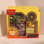 Pokémon - 4 Boxen - POKÉMON DAY 2026, Ophalen of Verzenden