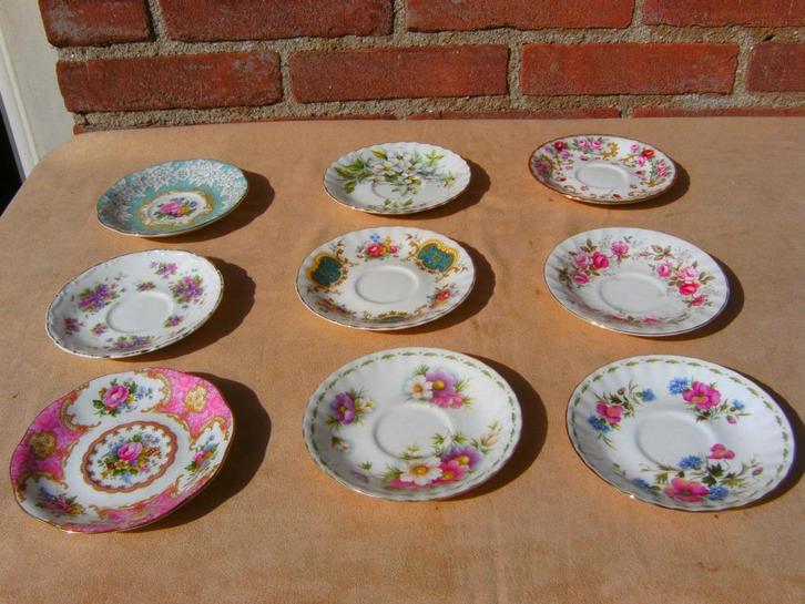 Diverse Modellen ROYAL ALBERT Schotels, Huis en Inrichting, Keuken | Servies, Gebruikt, Kop(pen) en/of Schotel(s), Overige stijlen