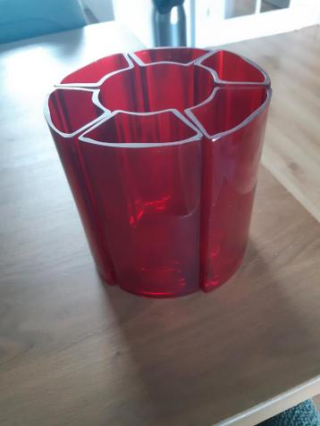 Rode glazen vaas - afbeelding 1