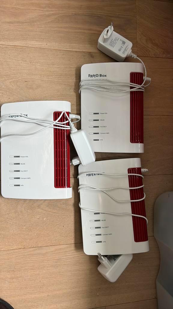 3 Fritzbox Fritz!box 7350 Routers met modem, Computers en Software, Routers en Modems, Zo goed als nieuw, Router met modem, Ophalen of Verzenden