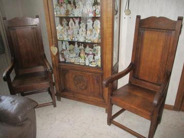 Stel massief eiken troonstoelen / armstoelen beschikbaar voor biedingen