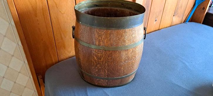 te koop dikke eiken bruine exfa bak 35 x 25 x 40 cm, Huis en Inrichting, Woonaccessoires | Kisten, Zo goed als nieuw, Minder dan 50 cm