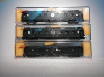 Liliput 294 90 + 295 91 + 295 92 NMBS ( SNCB ) rijtuigen beschikbaar voor biedingen