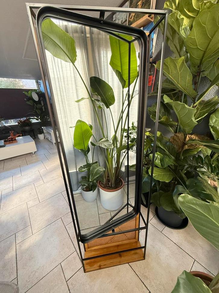 Stijlvolle Rechthoekige Spiegel Dutchbone Langres, Huis en Inrichting, Woonaccessoires | Spiegels, Zo goed als nieuw, 50 tot 75 cm