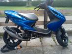 Yamaha aerox 50cc compleet gereviseerd, Fietsen en Brommers, Ophalen, Aerox, Zo goed als nieuw, Benzine