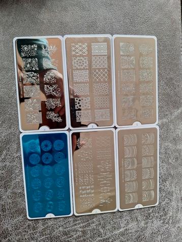 Nail art stempelplaten beschikbaar voor biedingen