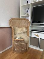 ROTAN PAUWSTOEL, Huis en Inrichting, Stoelen, Ophalen, Bruin, Riet of Rotan, Zo goed als nieuw