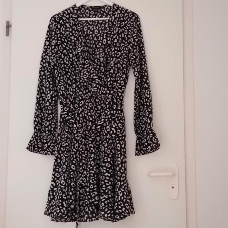 Rebel Jurk XL - Zwart Wit printje., Kleding | Dames, Jurken, Zo goed als nieuw, Maat 46/48 (XL) of groter, Zwart, Boven de knie