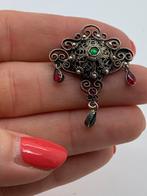 V238 Prachtige zilveren streekdracht broche, Sieraden, Tassen en Uiterlijk, Antieke sieraden, Ophalen of Verzenden, Zilver, Met edelsteen