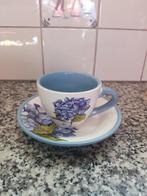 Kop en schotel Jet ter Steege Hortensia, Huis en Inrichting, Keuken | Servies, Ophalen, Zo goed als nieuw, Overige stijlen, Kop(pen) en/of Schotel(s)